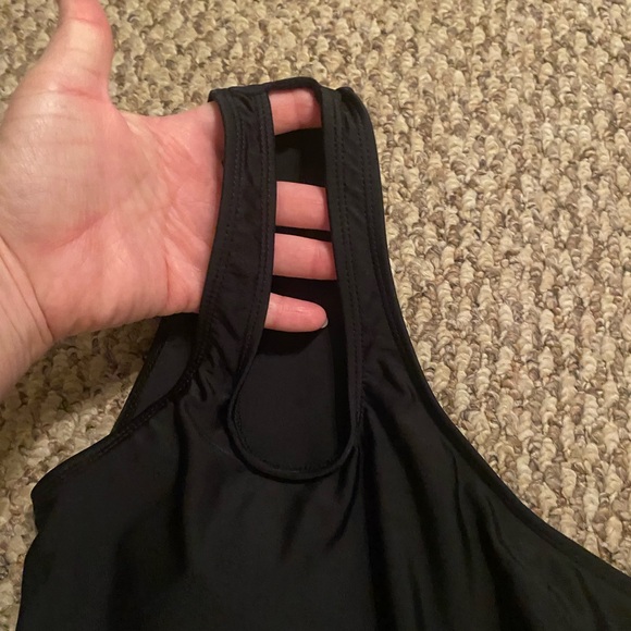 3 for $15 Shein XL one piece - Picture 2 of 3